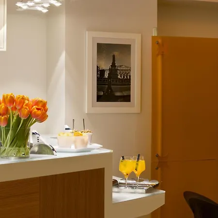 Unahotels Mediterraneo Hotel