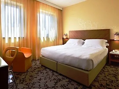 Mediterraneo Hotel 4*