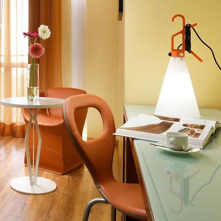 Unahotels Mediterraneo Hotel