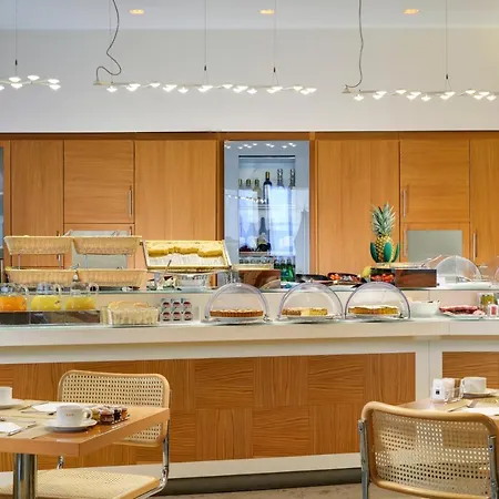 Hotel Unahotels Mediterraneo 4*